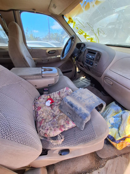 Seat Belt Buckle Front Passenger Side 1997 - 2003 Ford F-150