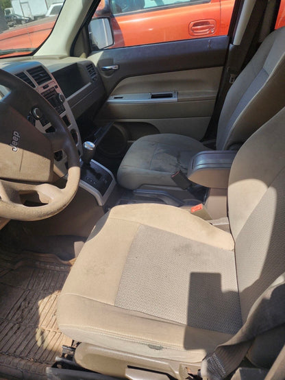 Window Regulator Front Passenger Side 2007 - 2017 Jeep Patriot