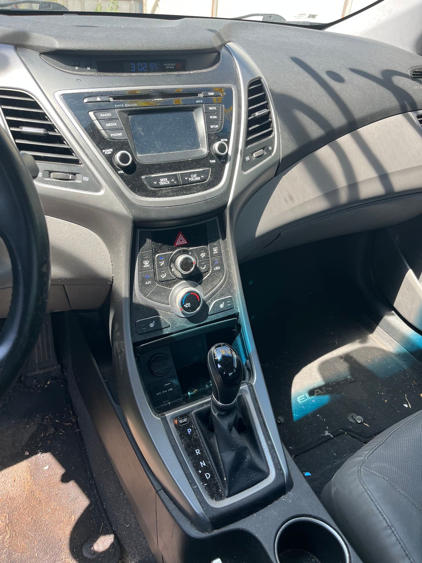 Fuse Box Engine Compartment 2011 - 2016 Hyundai Elantra