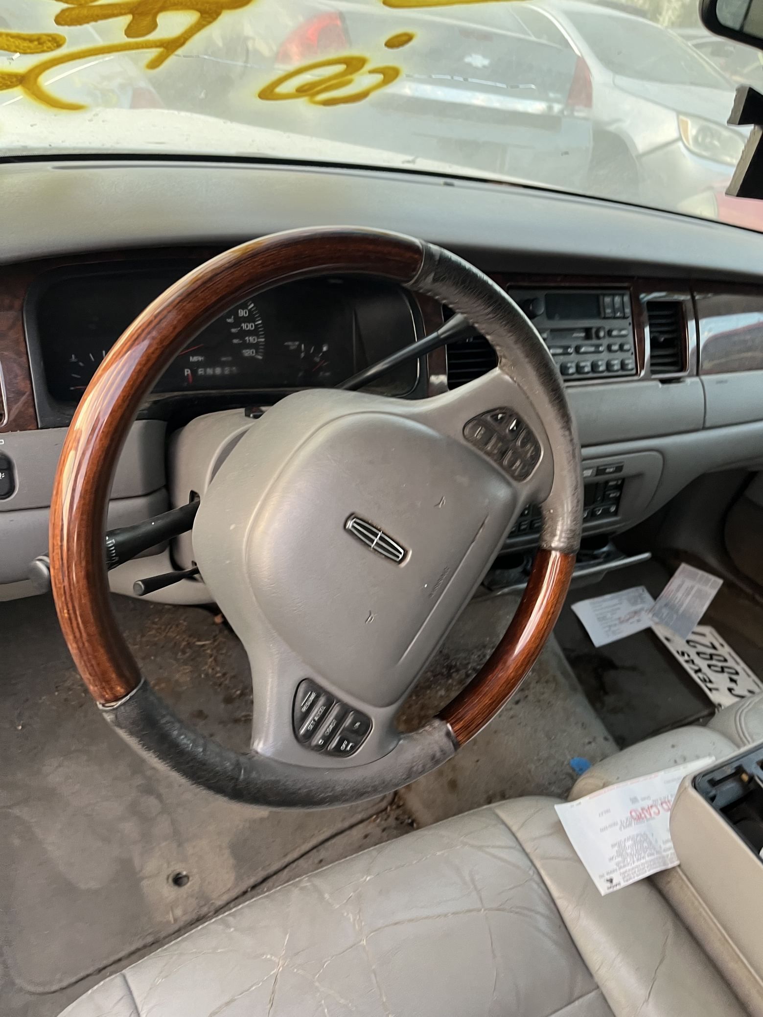 Fender Front Driver Side 1998 - 2011 Lincoln Town Car