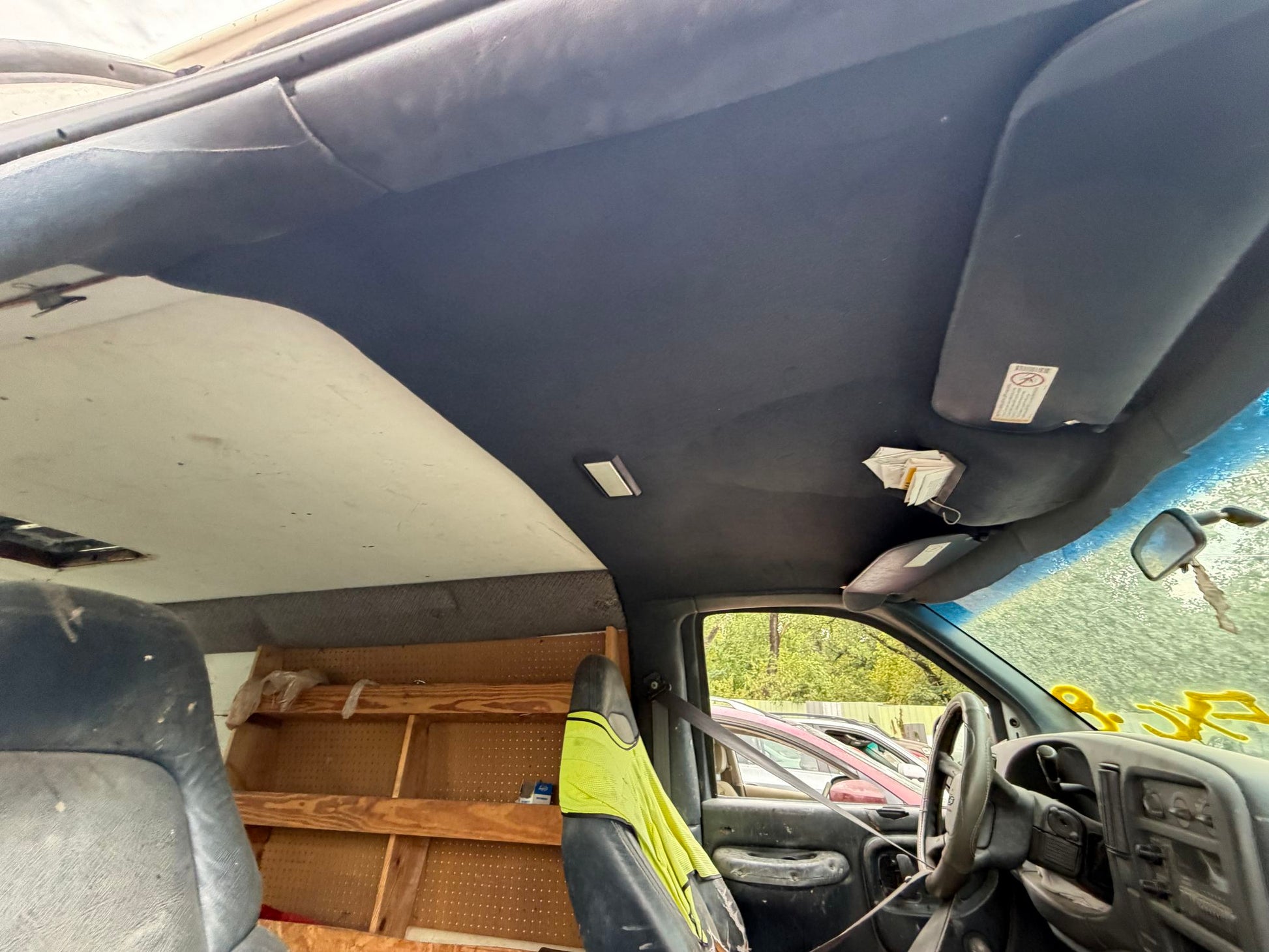 Side Cargo Door Window Glass Rearward Passenger Side 1996 - 2002 Chevrolet Express
