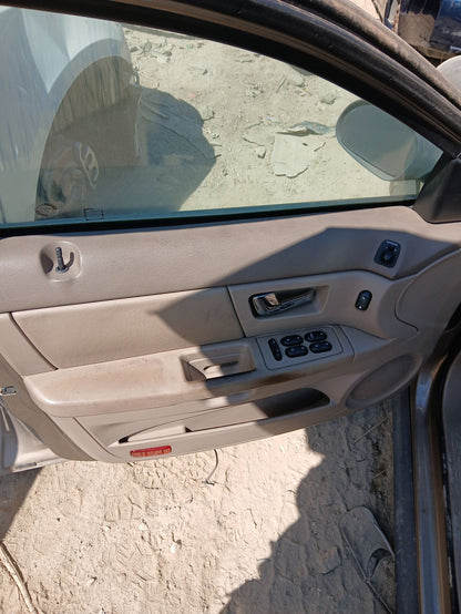 Cylinder Head Front Bank 2000 - 2007 Ford Taurus
