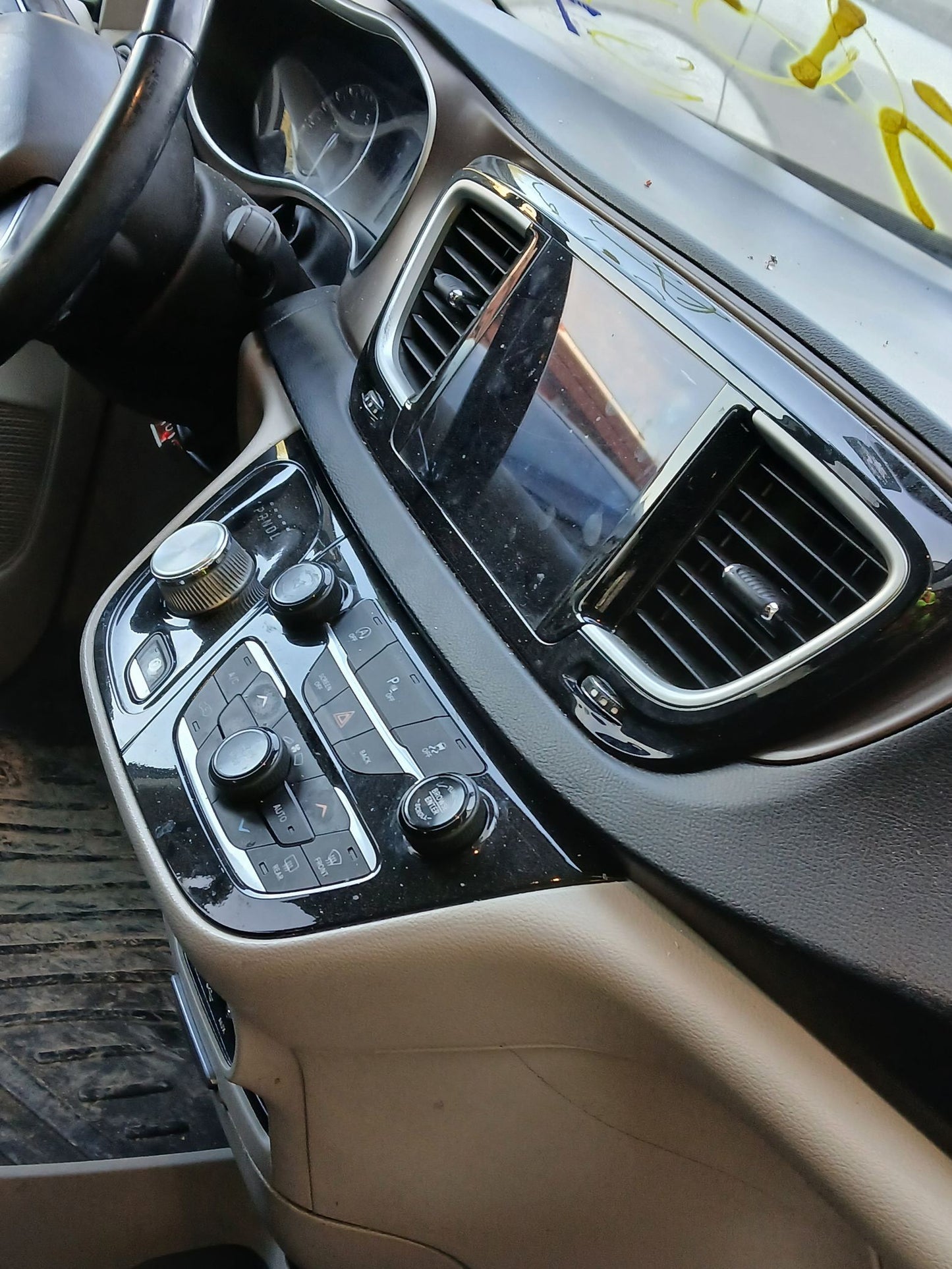 Liftgate Latch 2017 - 2027 Chrysler Pacifica