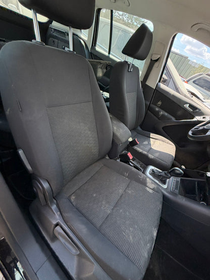 Airbag Front Seat Side Passenger Side 2009 - 2017 Volkswagen Tiguan