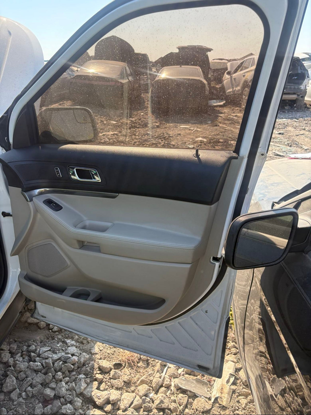 Knuckle Front Passenger Side 2011 - 2019 Ford Explorer