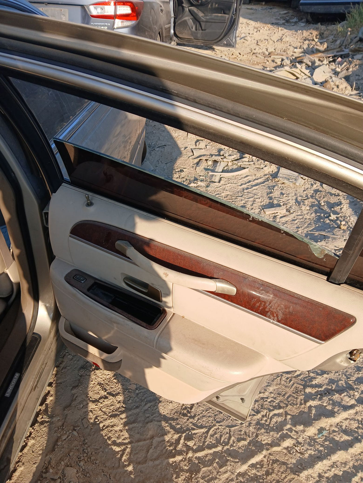Dashboard 1998 - 2011 Lincoln Town Car