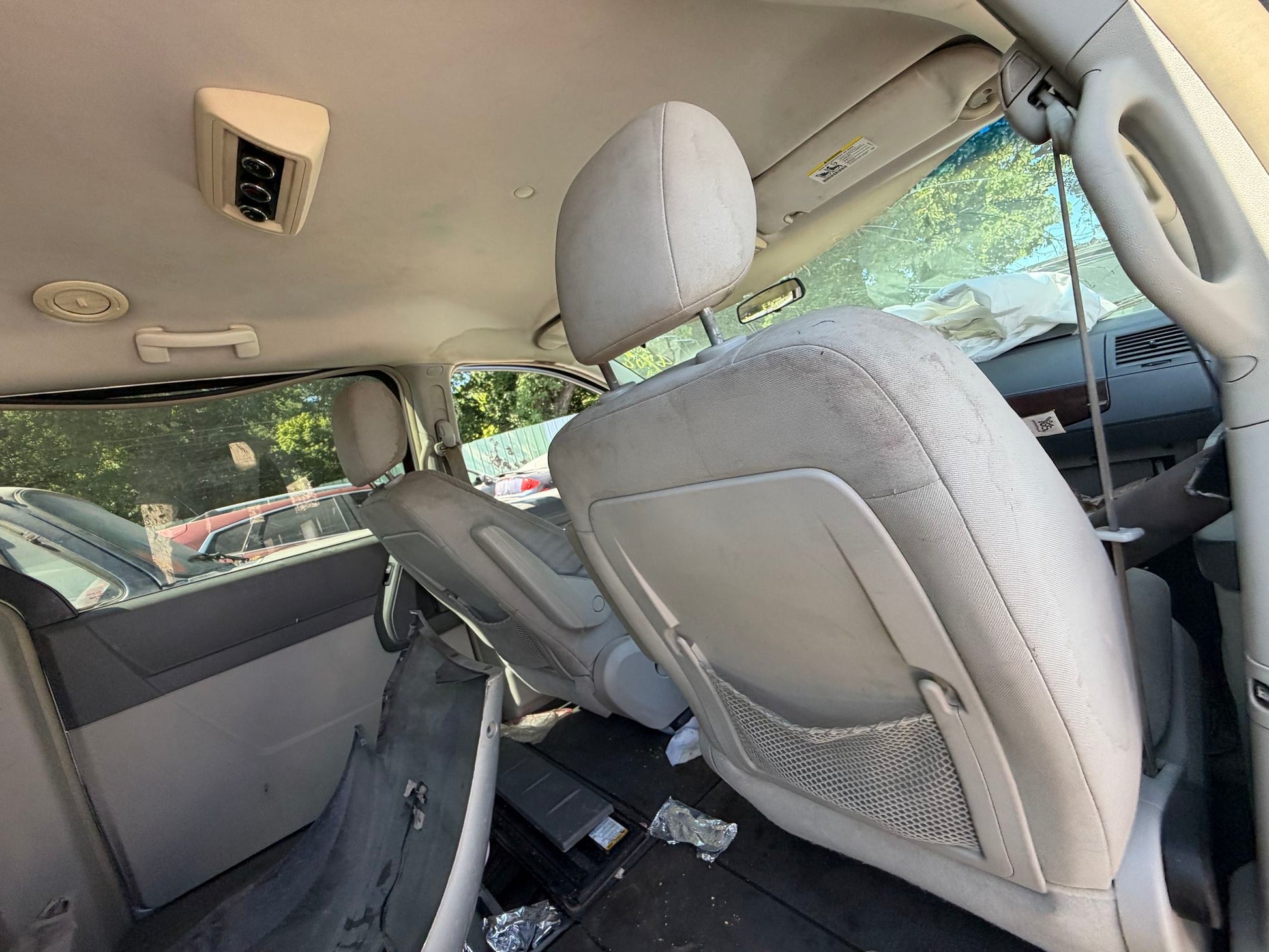 Tail Light Passenger Side 2008 - 2016 Chrysler Town and Country