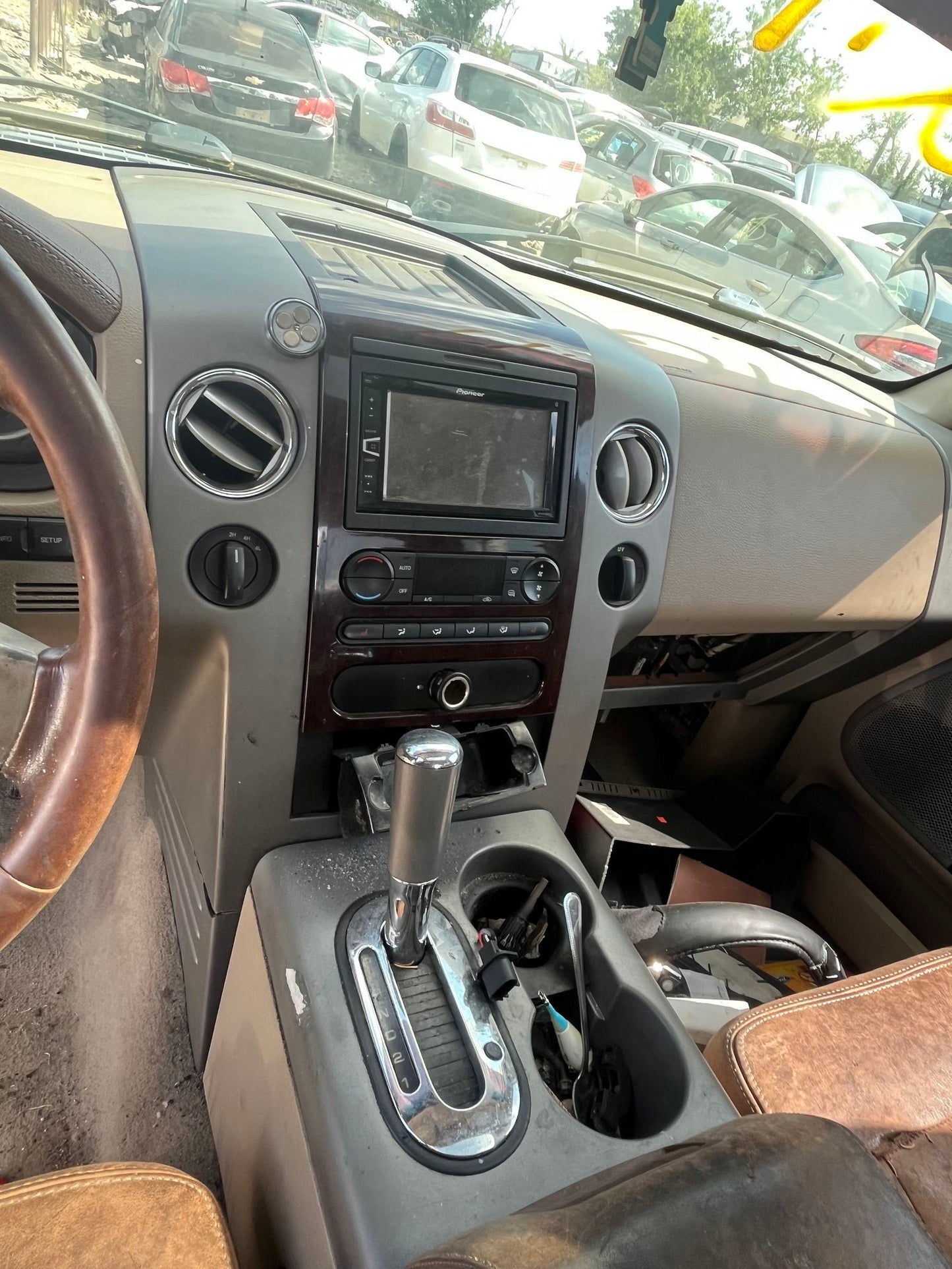 Door Trim Panel Front Driver Side 2004 - 2008 Ford F-150