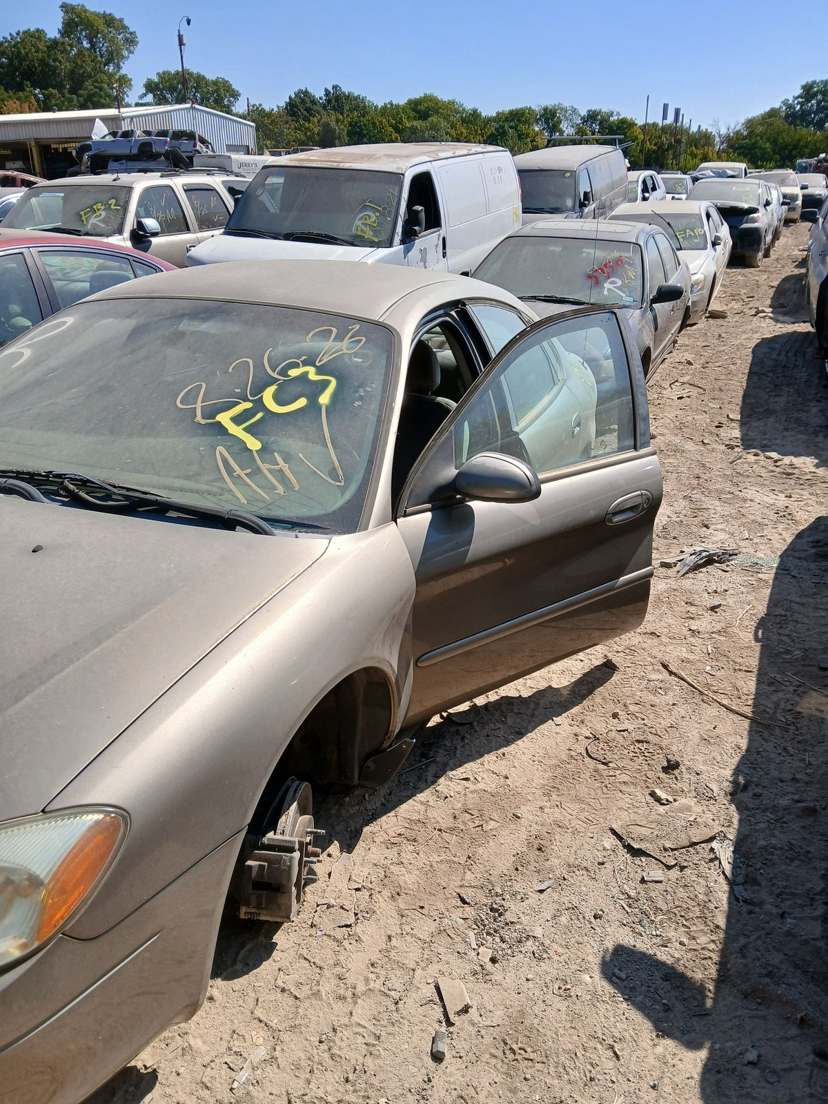 Fuel Pump Assembly 2000 - 2007 Ford Taurus