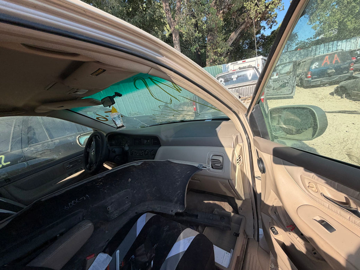 C-Pillar Trim Panel Passenger Side 1999 - 2004 Honda Odyssey