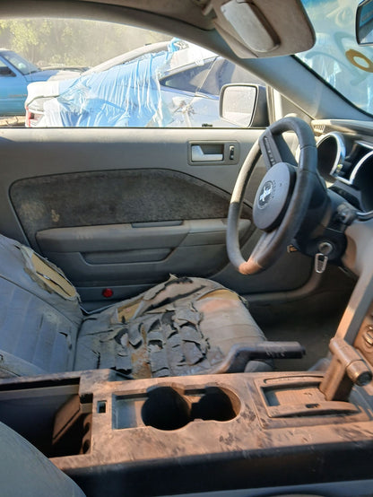 Radiator 2005 - 2014 Ford Mustang