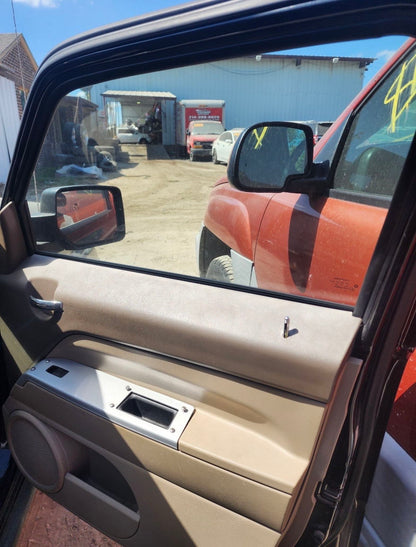 C-Pillar Trim Panel Passenger Side 2007 - 2017 Jeep Patriot