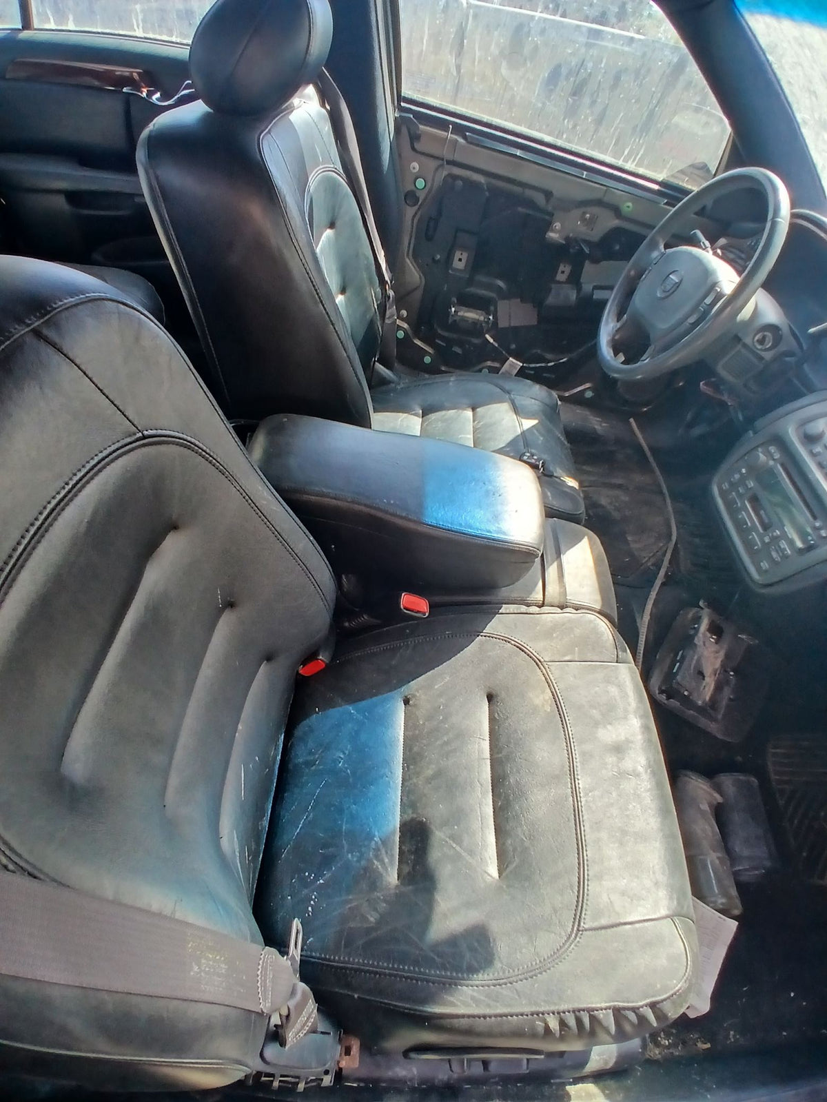 Wheel Hub Bearing Rear Driver Side 2000 - 2005 Cadillac DeVille