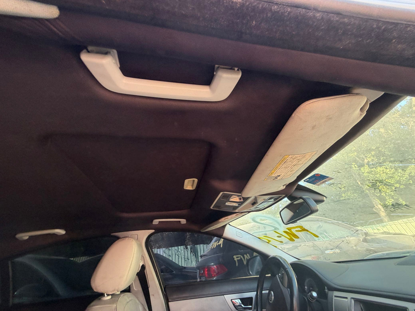 Knuckle Hub Rear Passenger Side 2009 - 2015 Jaguar XF