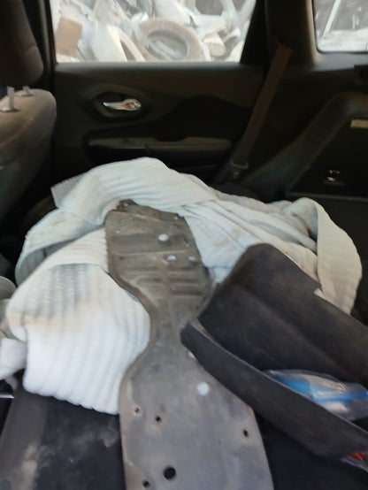 Headlight Driver Side 2014 - 2023 Jeep Cherokee