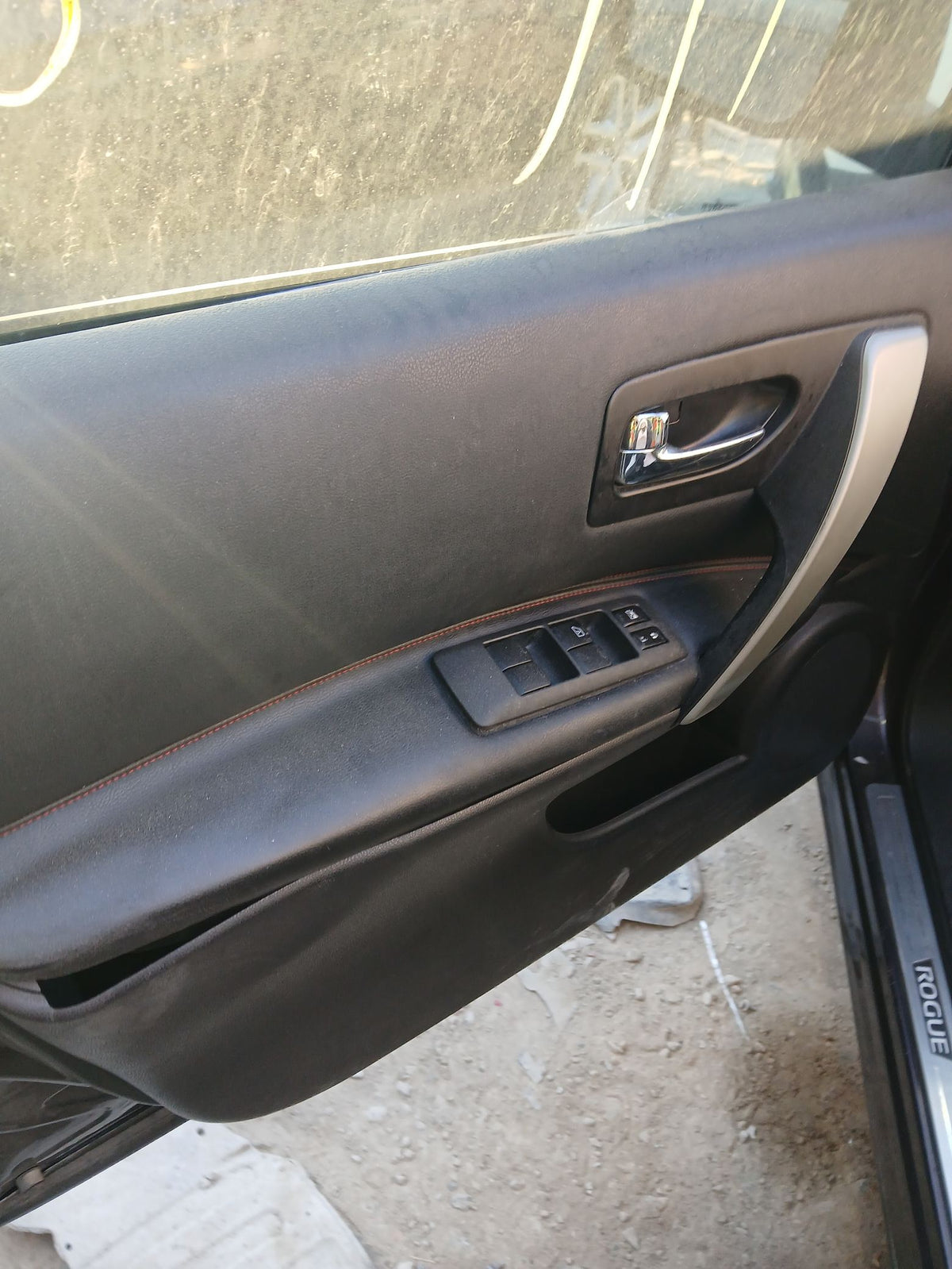 Inside Door Handle Rear Driver Side 2008 - 2013 Nissan Rogue