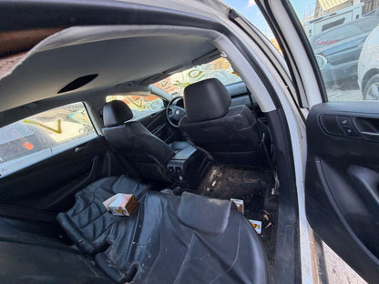 Vent Window Glass Rear Door Passenger Side 2006 - 2010 Volkswagen Passat