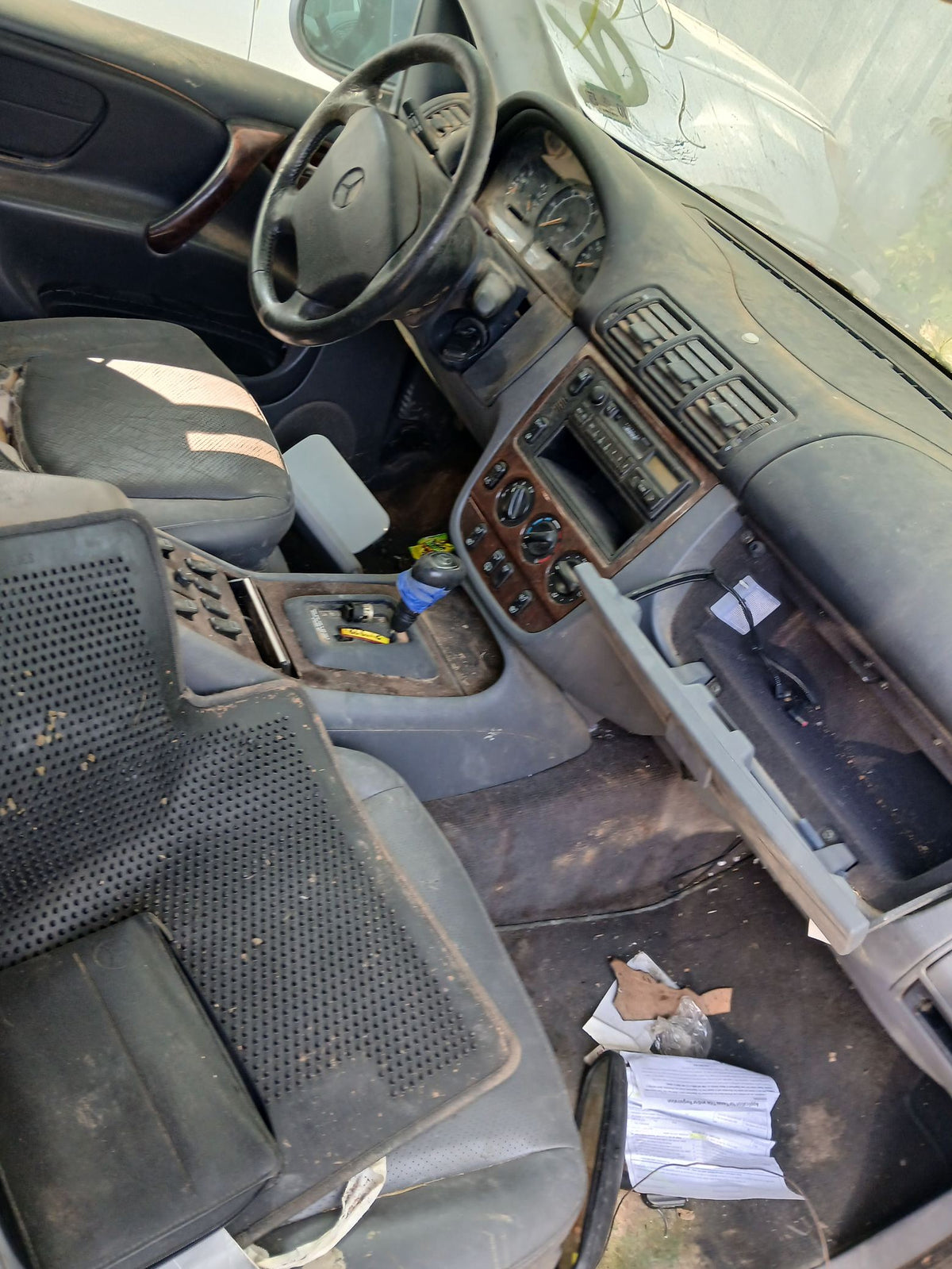 Seat Assembly Front Passenger Side 1998 - 2005 Mercedes-Benz M-Class
