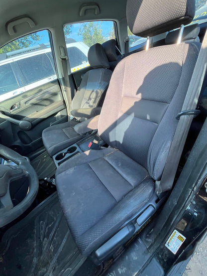 Exterior Door Handle Rear Passenger Side 2007 - 2011 Honda CR-V