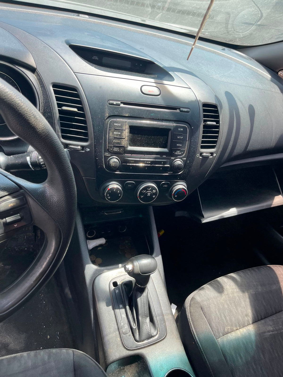 Tail Light Rear Inner Passenger Side 2014 - 2018 Kia Forte