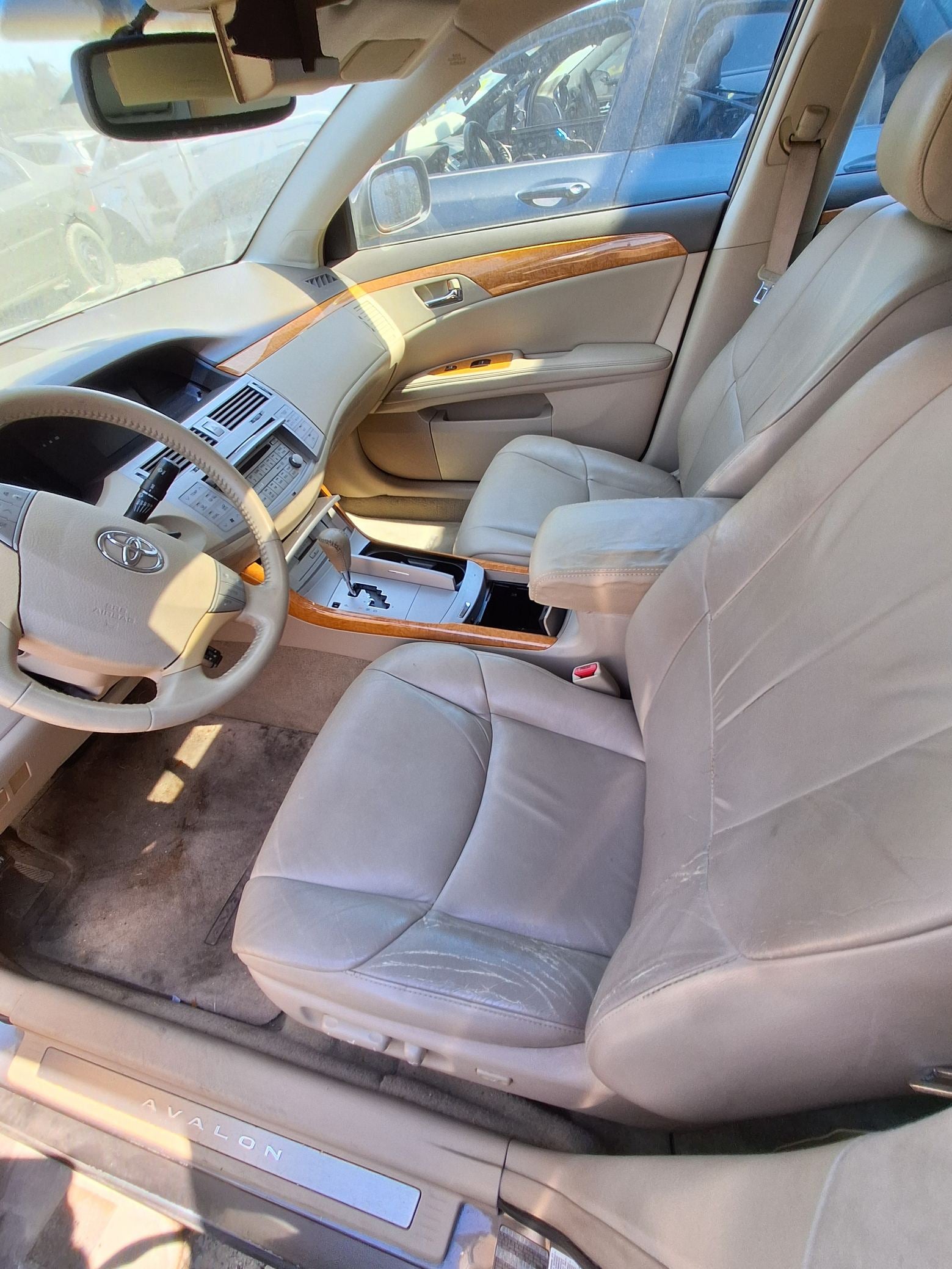 B-Pillar Trim Panel Driver Side 2005 - 2012 Toyota Avalon