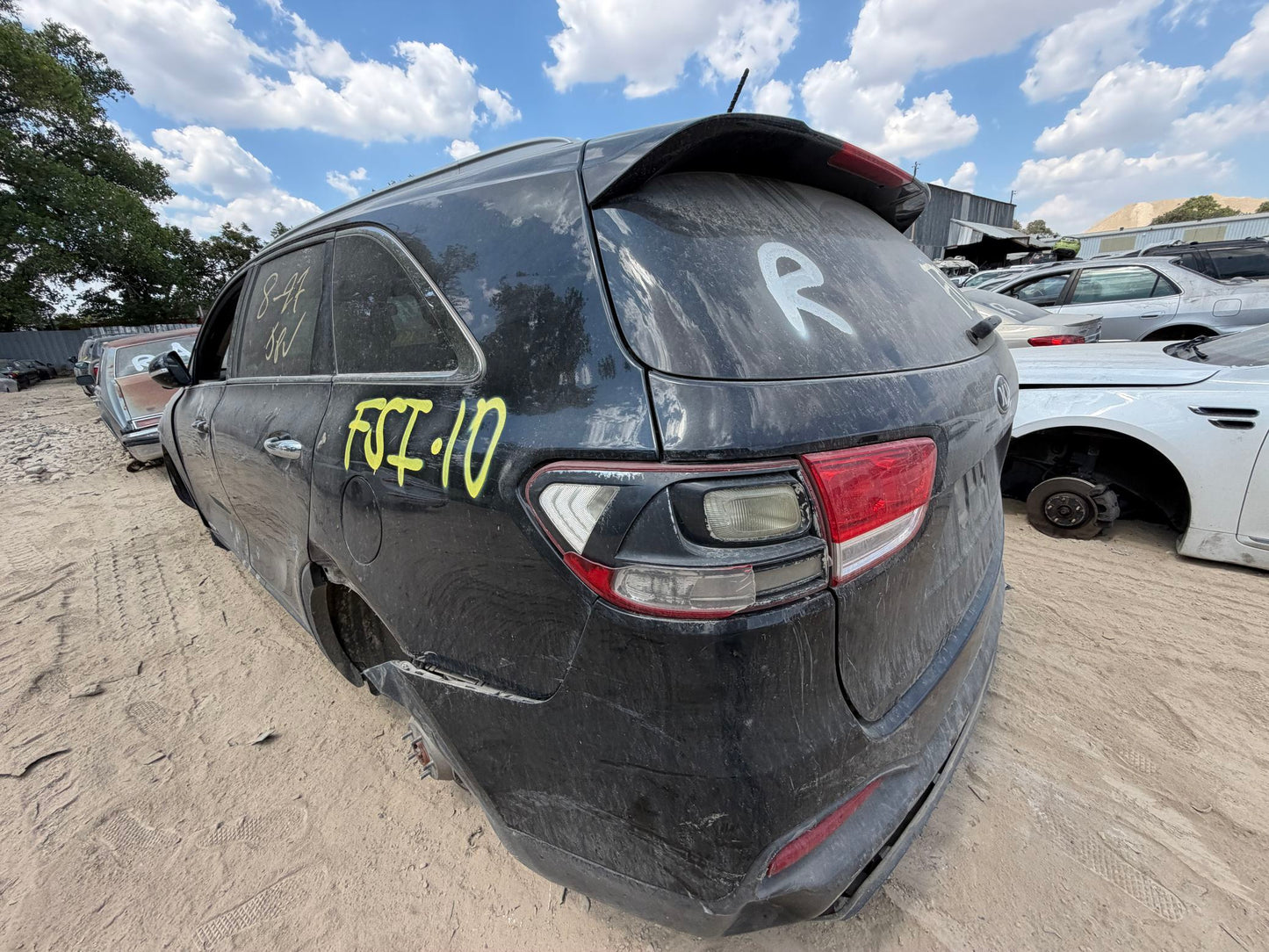 Brake Caliper Front Driver Side 2016 - 2020 Kia Sorento