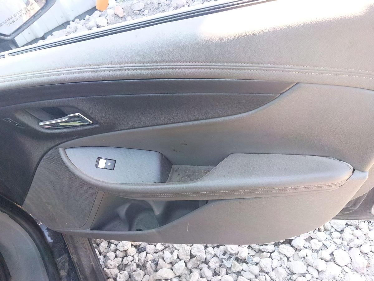 C-Pillar Trim Panel Driver Side 2014 - 2020 Chevrolet Impala