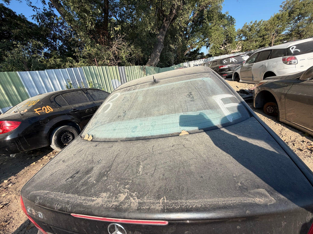 Steering Knuckle Front Driver Side 2001 - 2007 Mercedes-Benz C-Class