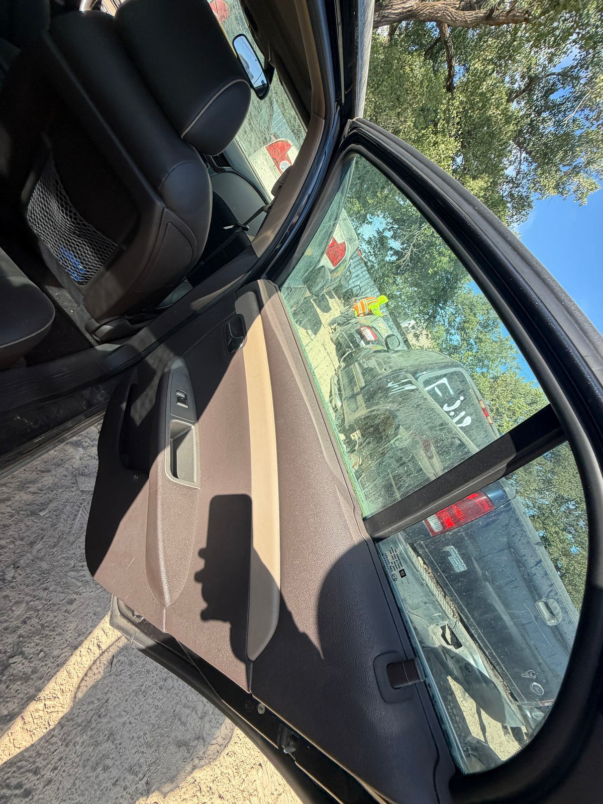 Steering Knuckle Front Passenger Side 2008 - 2012 Chevrolet Malibu