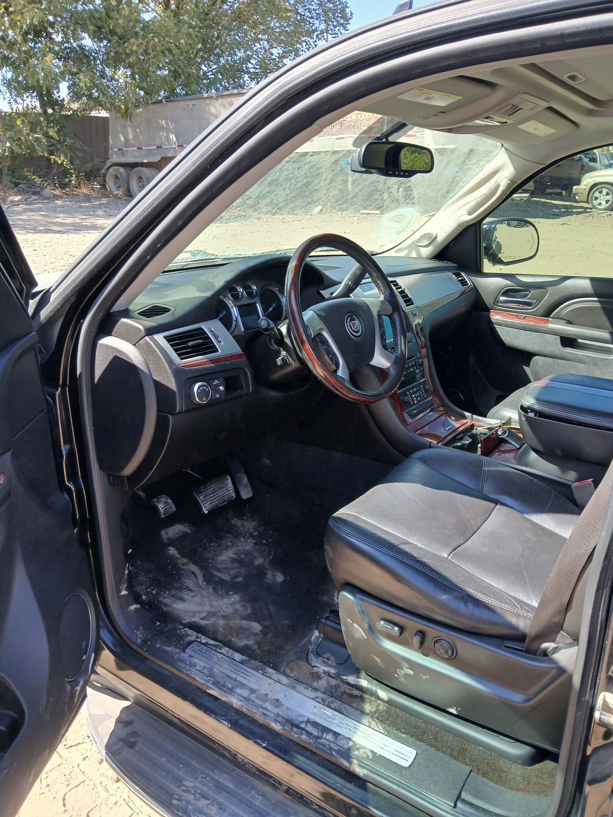 Bumper Cover Front 2007 - 2014 Cadillac Escalade