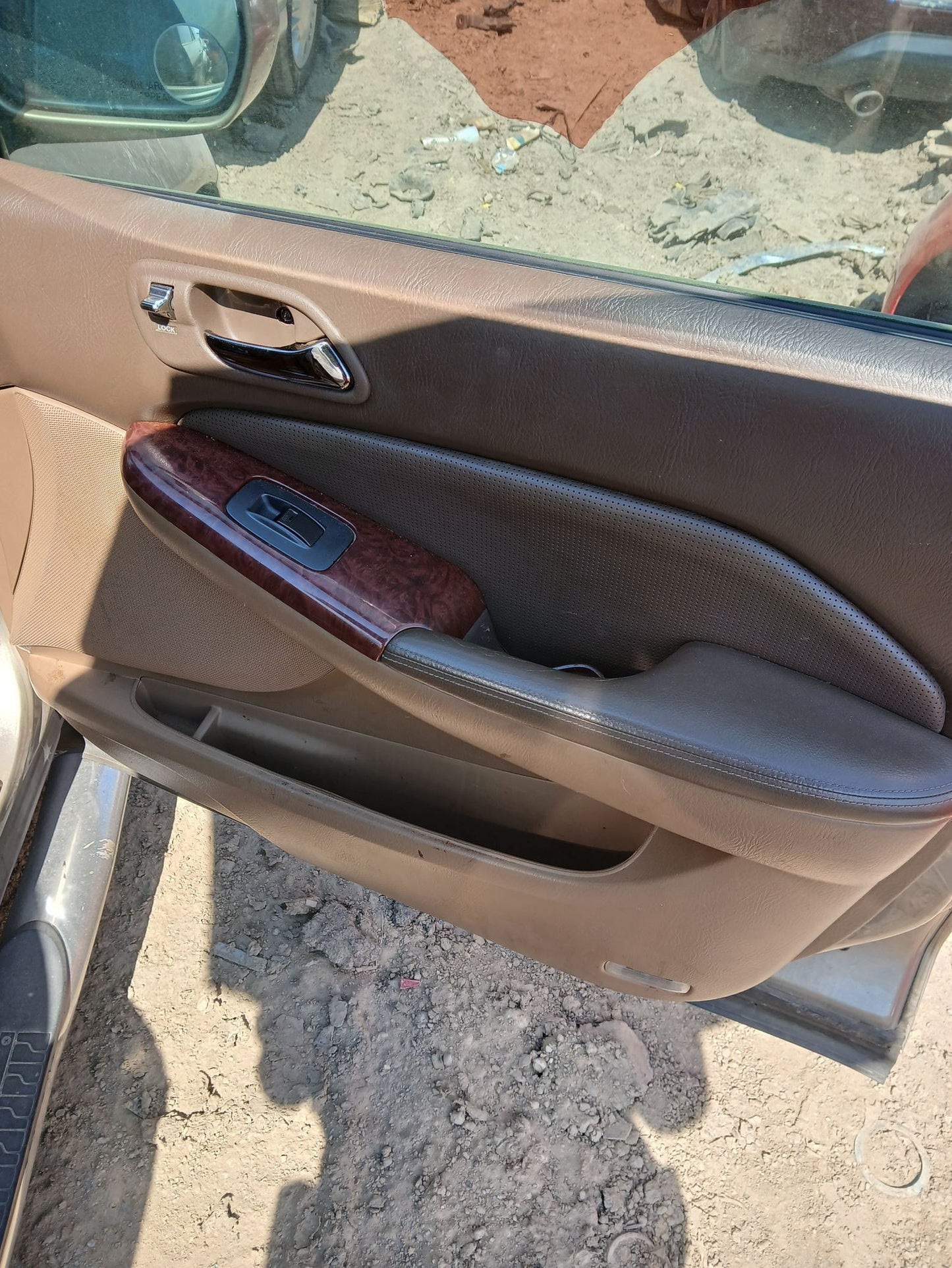 Fuse Box Engine Compartment 2001 - 2006 Acura MDX