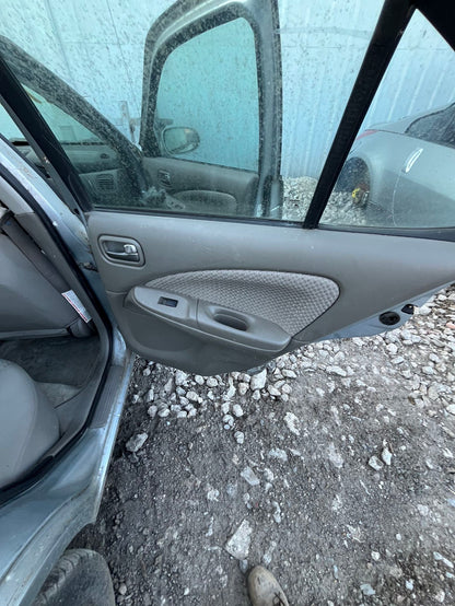 Exterior Door Handle Rear Passenger Side 2000 - 2006 Nissan Sentra