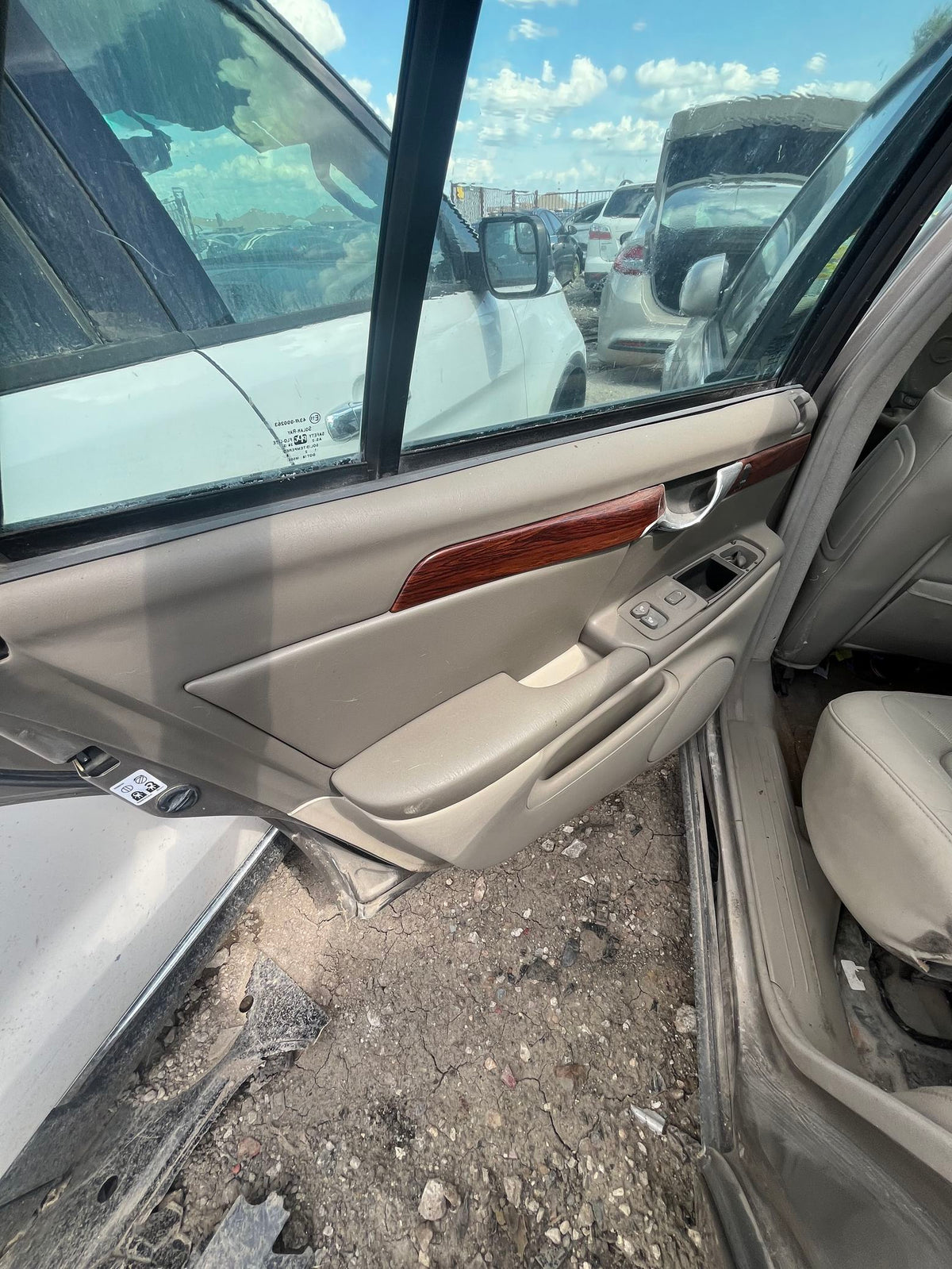 Door Window Switch Rear Passenger Side 2000 - 2005 Cadillac DeVille