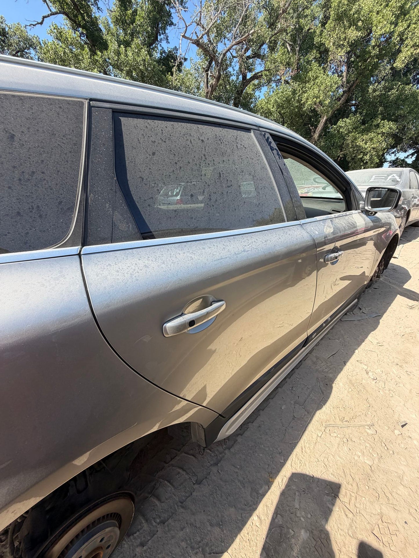 Exterior Door Handle Front Driver Side 2010 - 2017 Volvo XC60