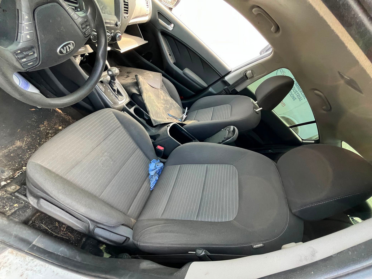 Exterior Door Handle Rear Passenger Side 2014 - 2018 Kia Forte