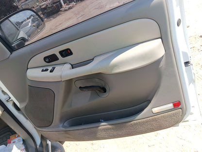 Rear Window Glass 2000 - 2006 Chevrolet Suburban