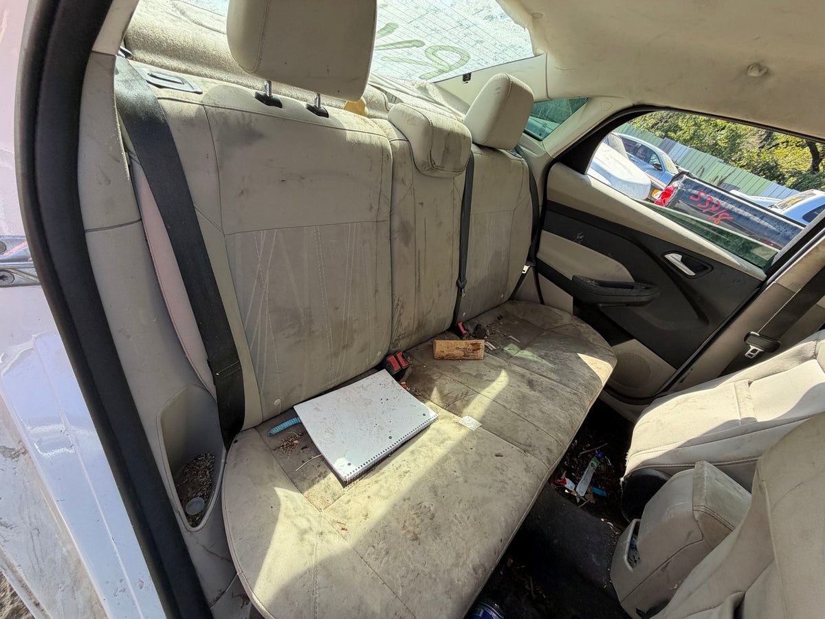 Grille Upper 2012 - 2018 Ford Focus