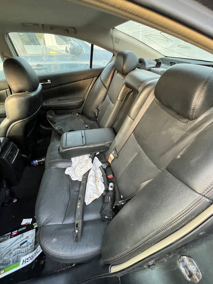 Rear Window Glass 2009 - 2014 Nissan Maxima