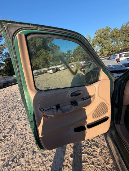 Quarter Window Latch Rear Passenger Side 1997 - 2003 Ford F-150