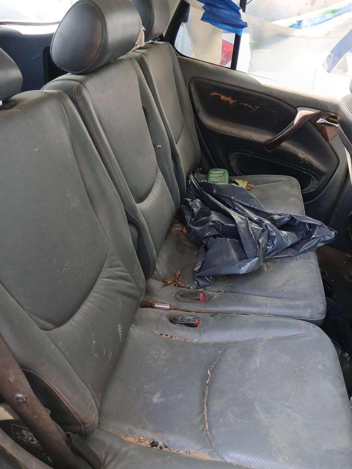 Tail Light Driver Side 1998 - 2005 Mercedes-Benz M-Class