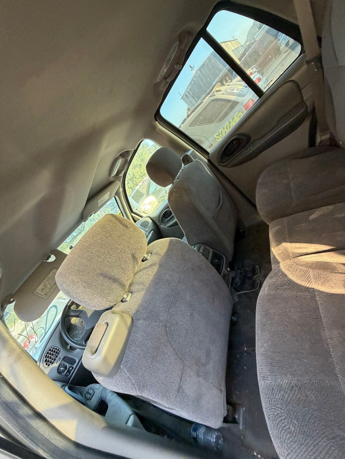 Fender Front Driver Side 2002 - 2009 Chevrolet TrailBlazer (mid-size)