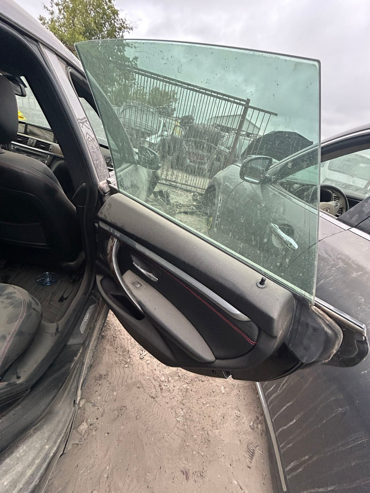 Exterior Door Handle Front Driver Sidehttps://www.ebay.com/sch/i.html?_from=R40&_nkw=2015+BMW+328I+Engine+Mount&_sacat=6000&LH_ItemCondition=3000&LH_BIN=1&_sop=15&LH_PrefLoc=1&_dmd=2&rt=nc 2014 - 2019 BMW 3 Series Gran Turismo