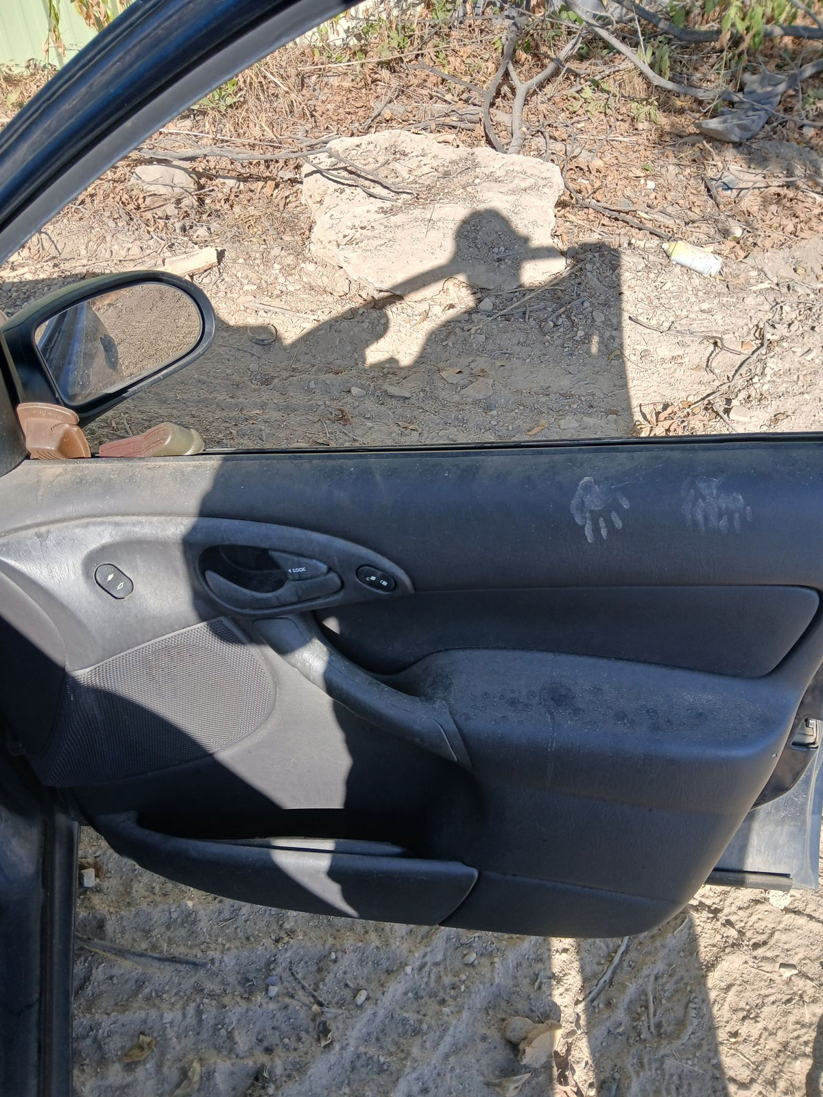 Fuse Box Underhood 2000 - 2007 Ford Focus