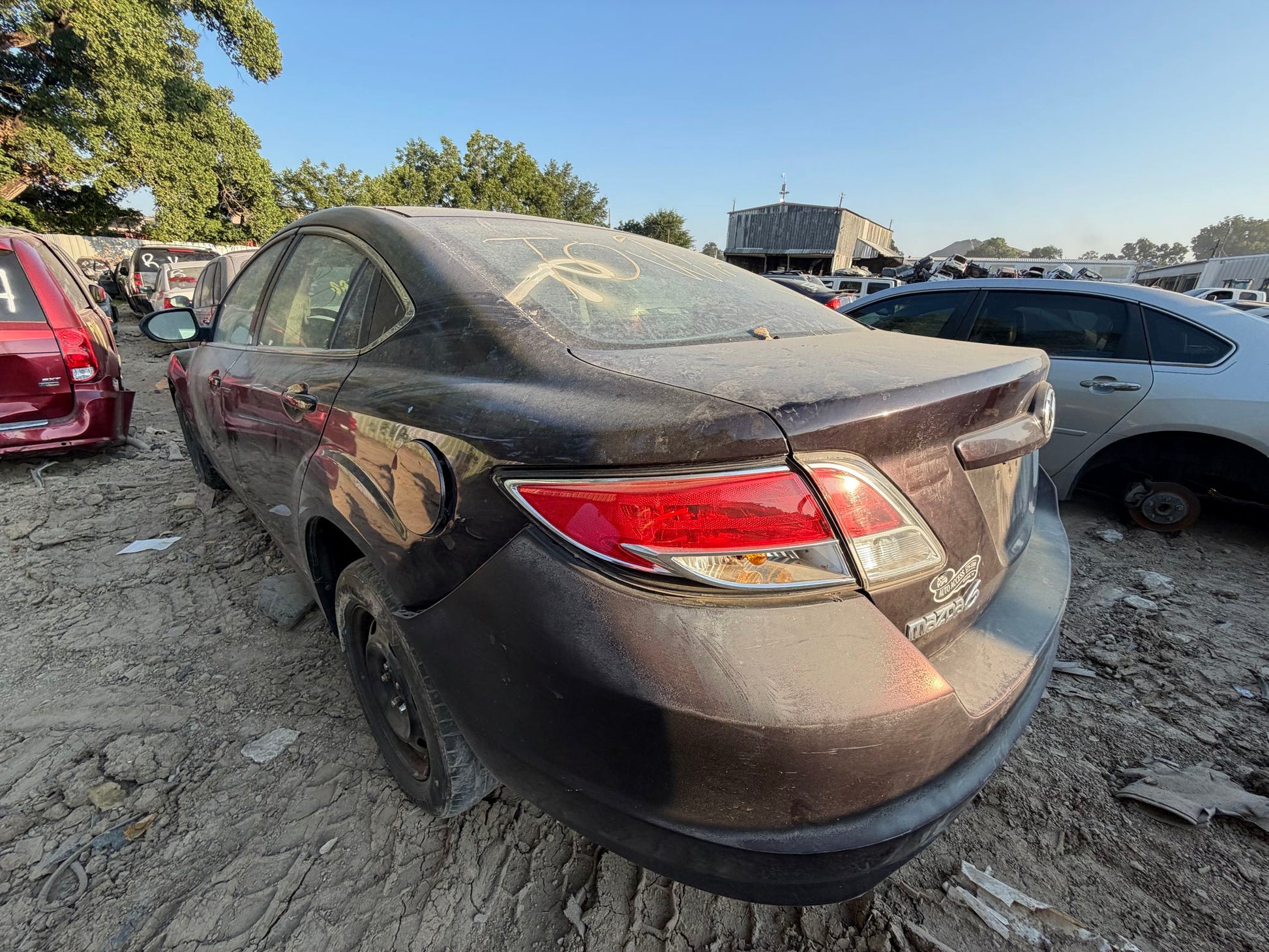 Steering Knuckle Hub Front Driver Side 2009 - 2013 Mazda MAZDA6