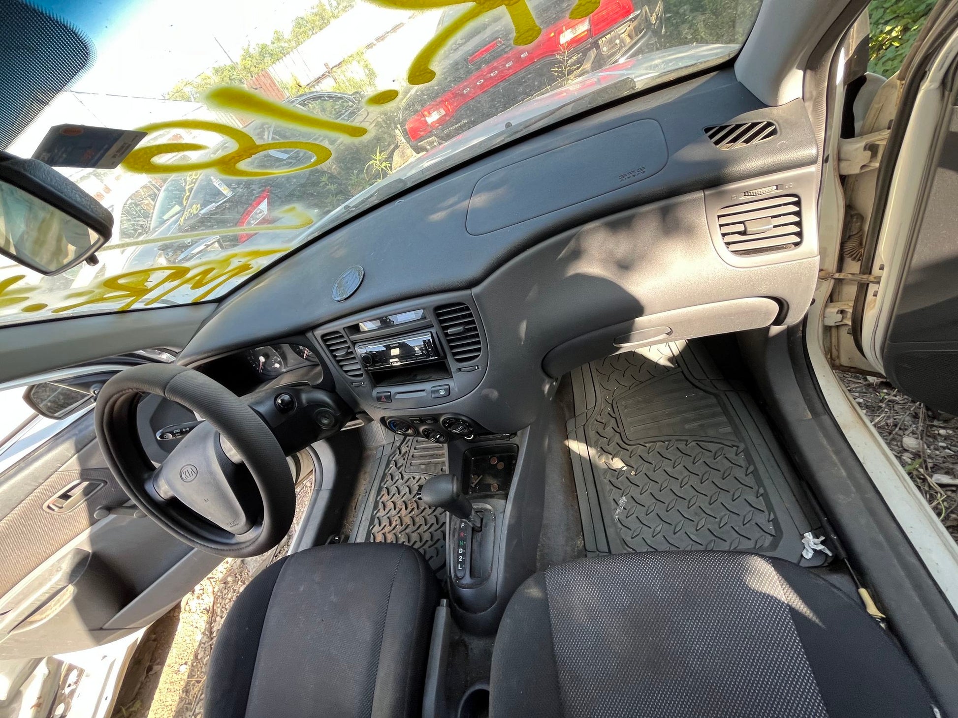 Door Trim Panel Front Passenger Side 2006 - 2011 Kia Rio