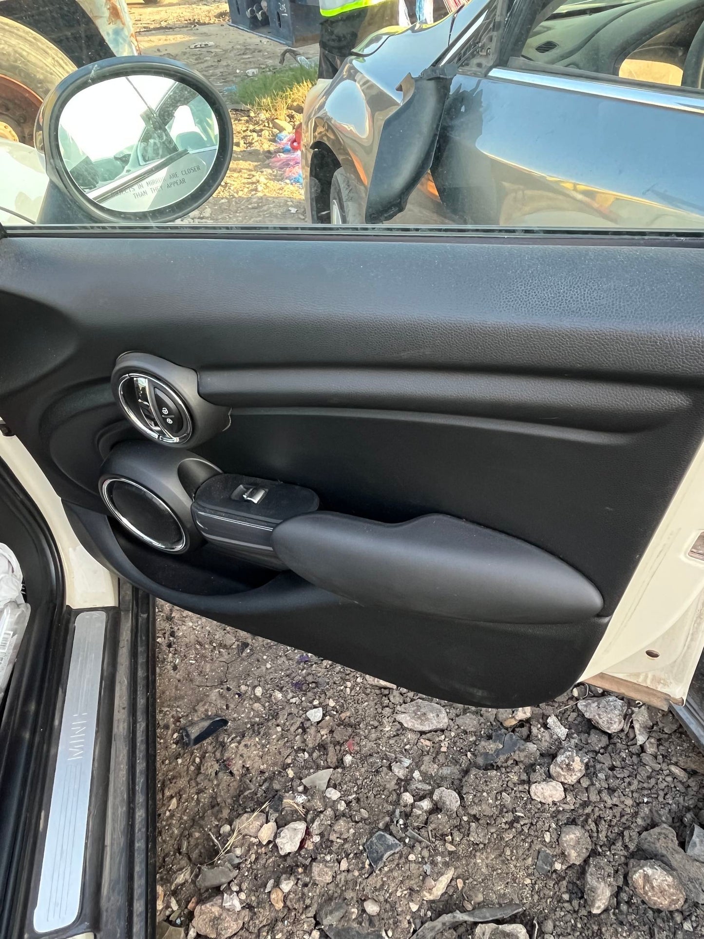 Information Display 2015 - 2024 Mini Hardtop