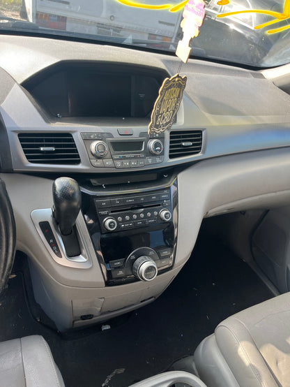 Seat Second Row Driver Side 2011 - 2017 Honda Odyssey