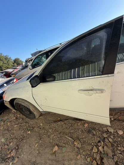 Steering Knuckle Front Passenger Side 2003 - 2007 Honda Accord Sdn
