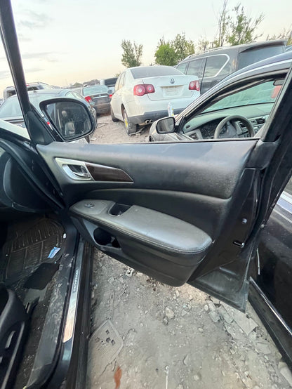 Seat Belt Second Row Driver Side 2013 - 2020 Nissan Pathfinder