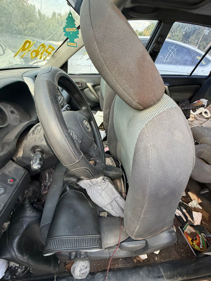 Seat Belt Rear Center 2001 - 2005 Toyota RAV4